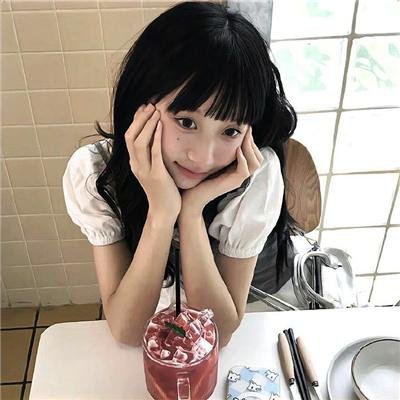 满船春色